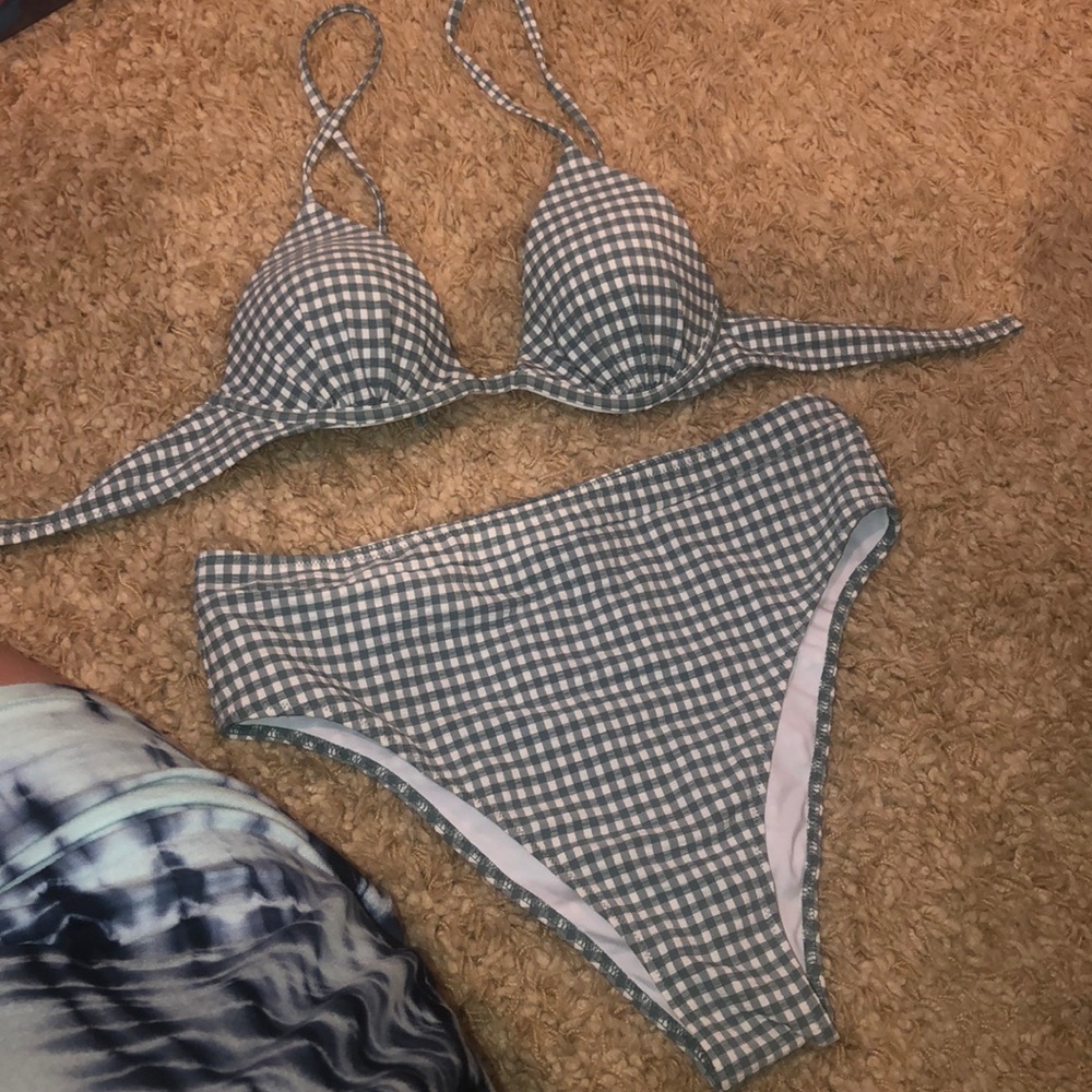 Shade n Shore Bikini Set